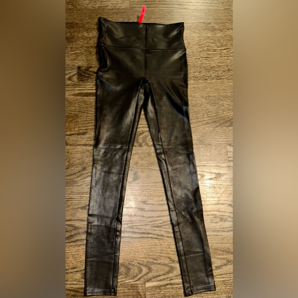 Women’s Black Spanx Leggings. Size S. BNWOT. Never Worn!